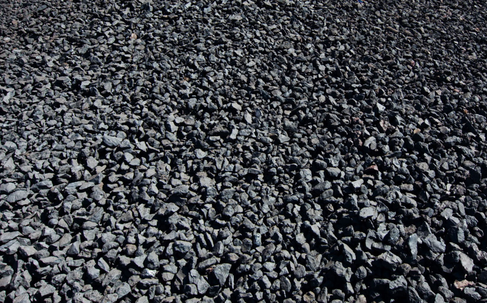 Manganese-ore producer MOIL posts record growth - IndBiz ...