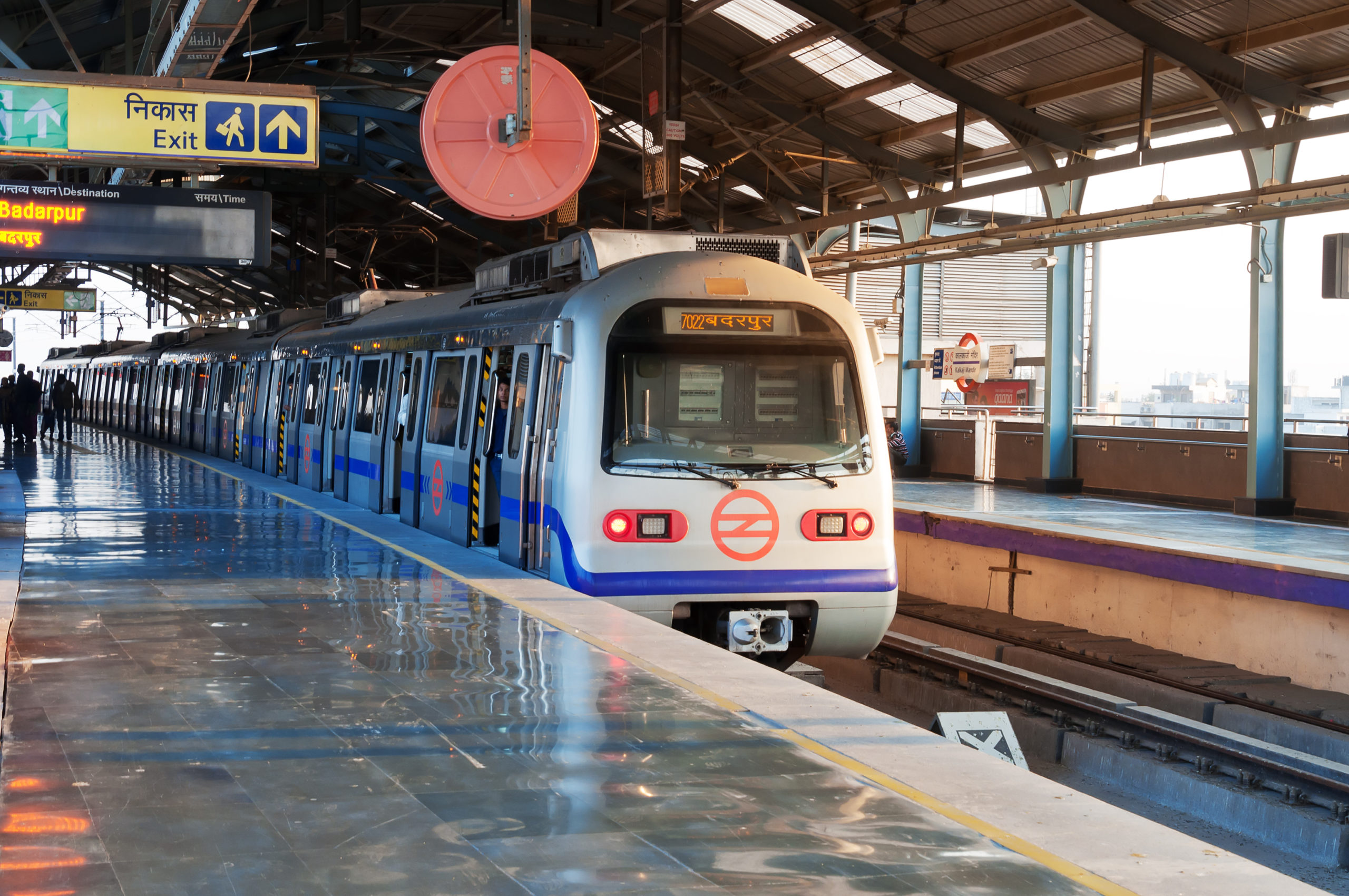 Indias First Driverless Metro Rail Project Launched In Delhi Indbiz